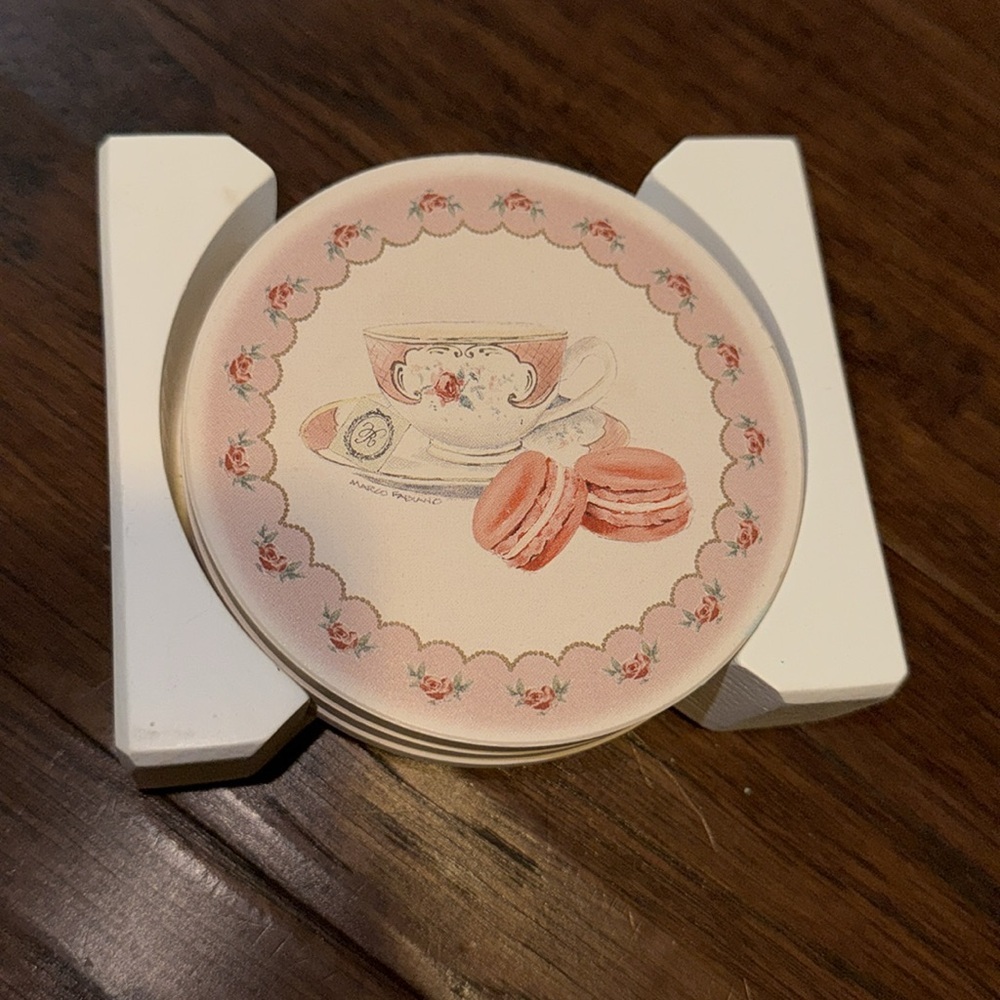 Marco Fabiano tea cup macaroons pink dainty coaster set​ - Picture 2 of 10